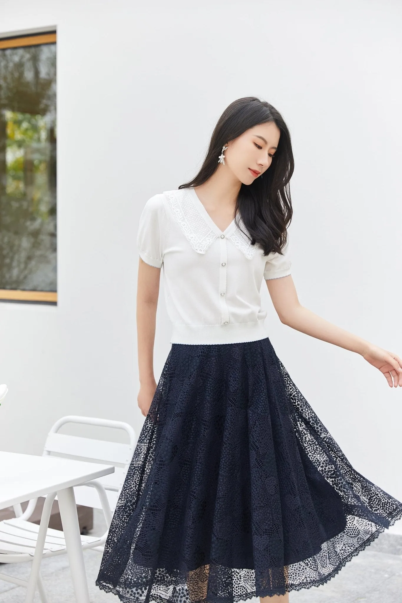 Black Yarn Lace Umbrella Midi Skirt