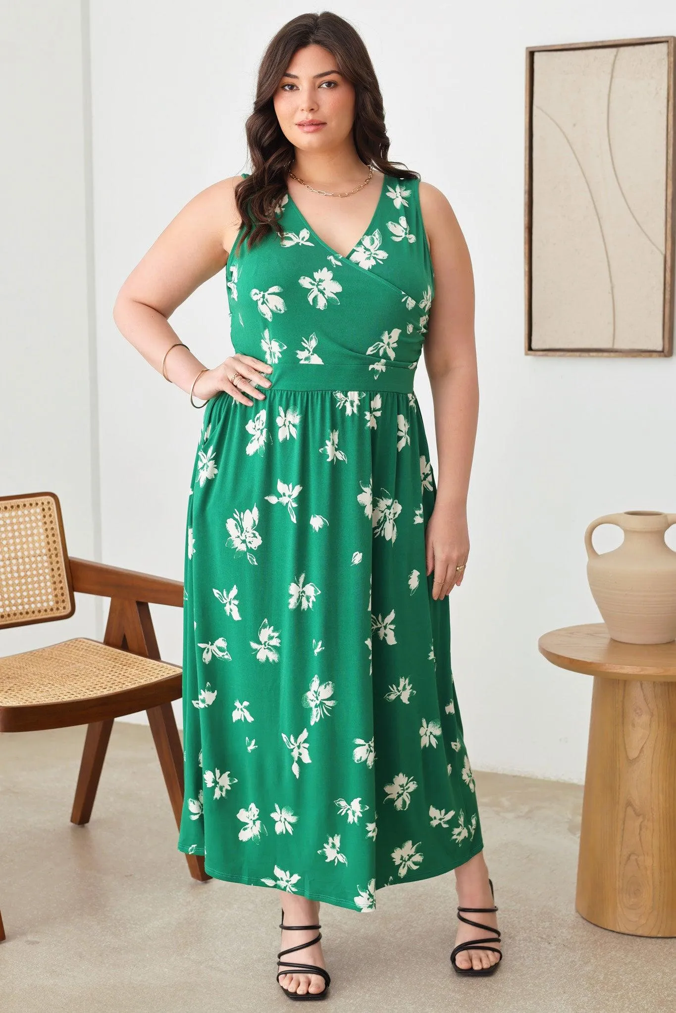 Plus Size Floral Warp Bust Sleeveless Maxi Dresses