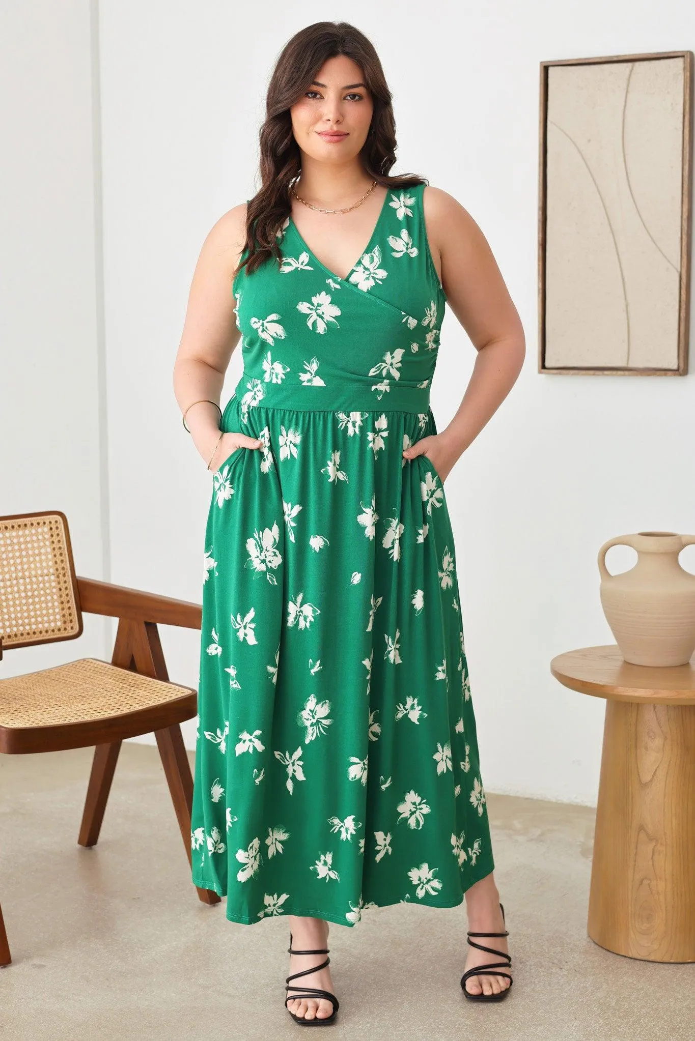 Plus Size Floral Warp Bust Sleeveless Maxi Dresses