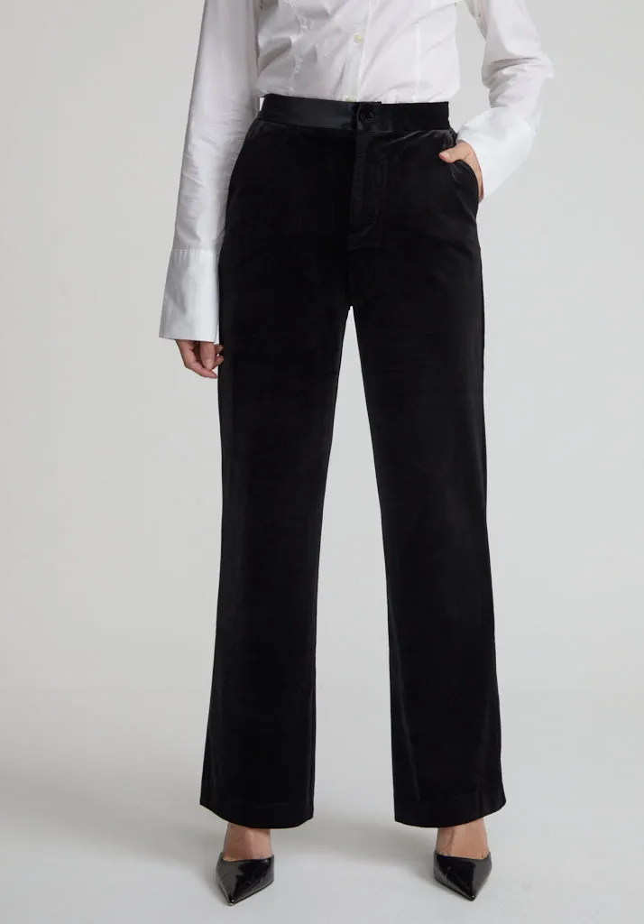 Sienna Straight Leg Velvet Trouser In Black