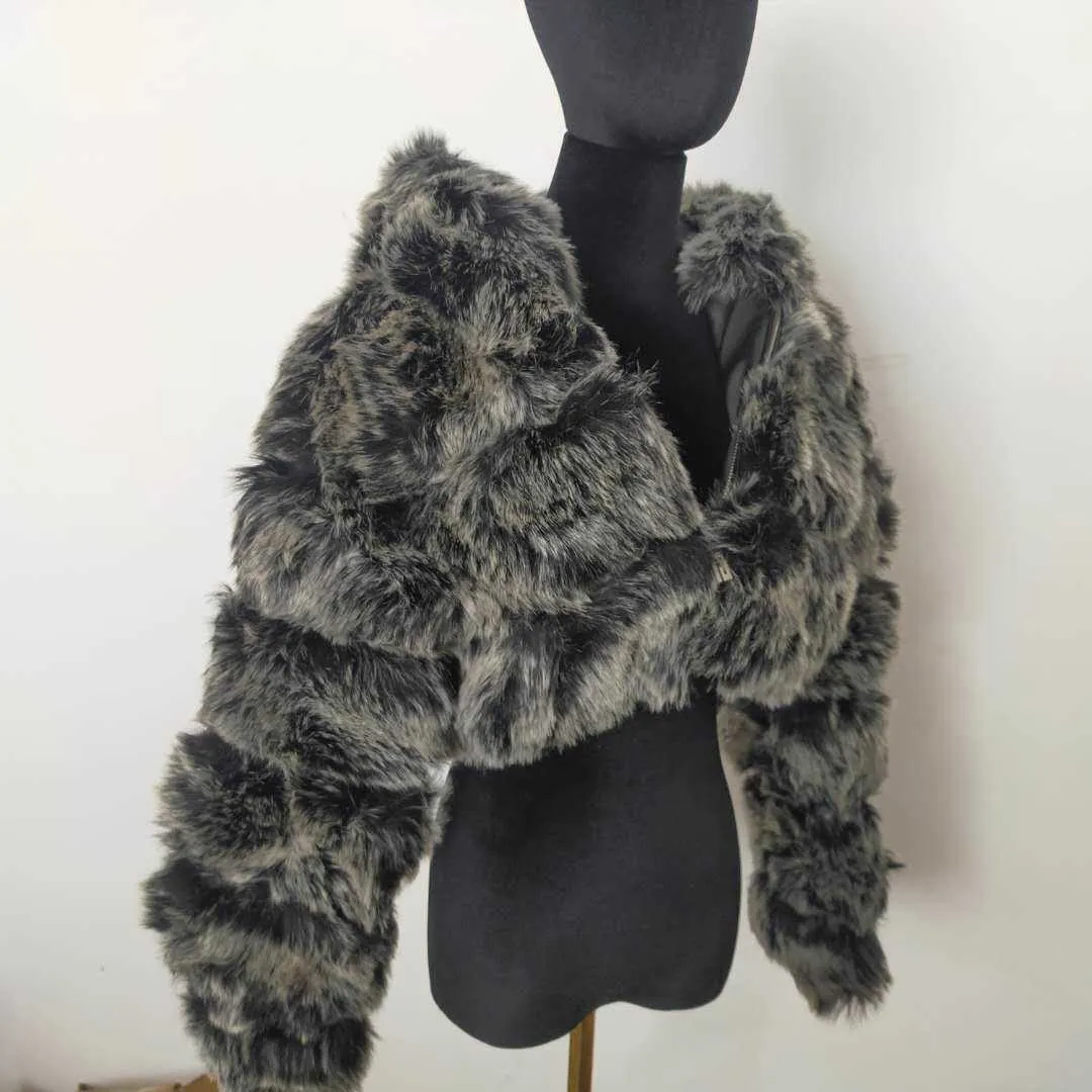 Wholesale women's winter faux fur coats (CL8216)